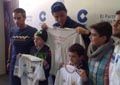 Ronaldo bantu anak penderita...