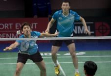 Luar biasa, Lee/Yoo...