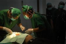 Dokter mogok kerja,...