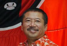 Mulai hari ini, Bambang...
