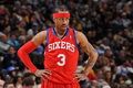 Sixers pensiunkan jersey...