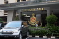 Penyidik Polri sita...