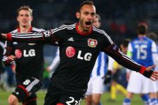 Leverkusen dampingi...