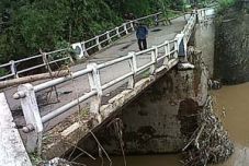 Pasca banjir bandang,...