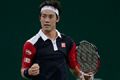 Kei Nishikori angkat...