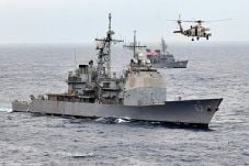 Usai kapal perang nyaris...