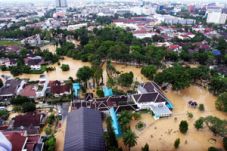 Cilacap banjir, 855...