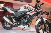 CB150R dongkrak market...