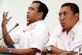 Tono : Bukan tugasnya...