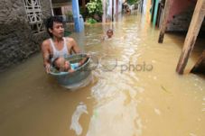 Banjir Makassar, 2.000...