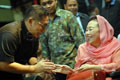Istri Gus Dur: Perempuan...