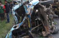 Isak tangis pecah di...