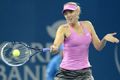 Sharapova ditantang...
