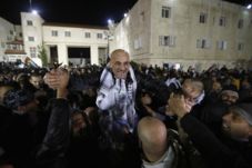 Israel bebaskan 26 tahanan...