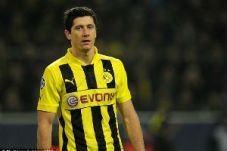 Robert Lewandowski resmi...