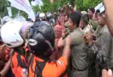 Demo THM, Pemuda Pancasila...