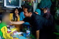 Perlu suasana keluarga...