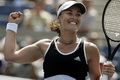 Hingis enjoy dengan...