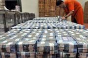 Cadangan devisa RI naik...