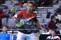 Hayom kalah karena sedang...