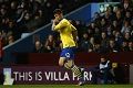 Giroud-Wilshere bawa...