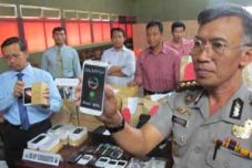 Penjualan Galaxy S4...