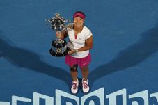 Li Na sabet gelar Grand...