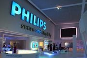 Philips berbalik raih...
