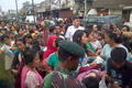 Ratusan warga Kampung...