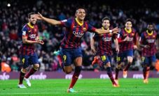 Barca mulus ke semifinal