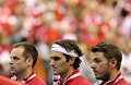 Swiss sementara gulung...