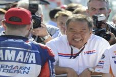 Honda desak Lorenzo...