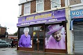 Ratu Elizabeth II jadi...