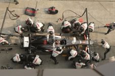 Sauber gaet The Iron...