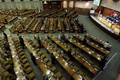 Jelang pemilu, sidang...