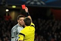 Szczesny pemain ke-100...