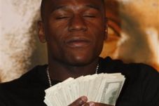 Mayweather Jr. akan...