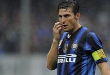 Mourinho inginkan Zanetti