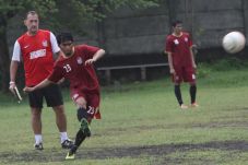 Karisma Syamsul, si...