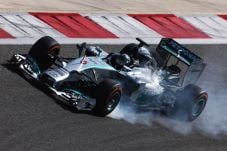 Mercedes tancap gas