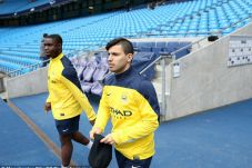 Aguero sudah hampir...