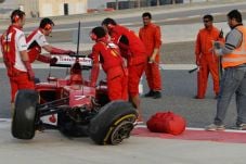 F14 rusak, Raikkonen...