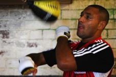 Brook ingin amankan...