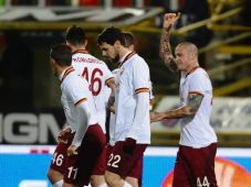 Nainggolan antarkan...