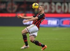 Milan ungguli Il Samp