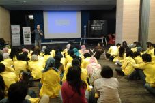 Kunjungi SINDO, mahasiswa...