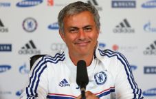 Mourinho mulai lirik...