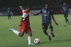 Rudy Keltjes asah karakter...