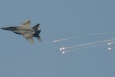 Jet-jet tempur Israel...