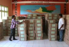 NTT kekurangan surat...
